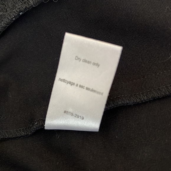 NANETTE LEPORE | Black Protagonist Floral Embroidered Ponte Jacket. Sz. 0 - Picture 11 of 11